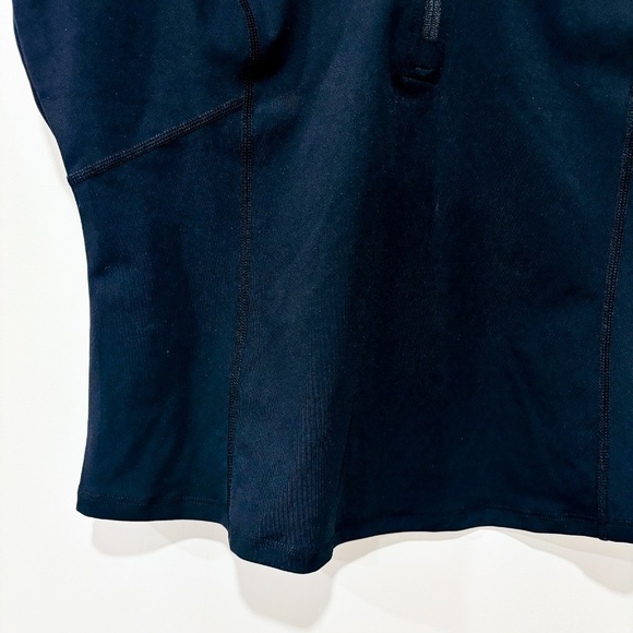 HALARA Black sports top - Picture 4 of 6